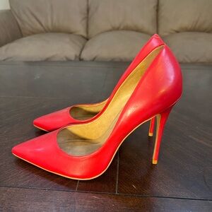Carrano Red Leather Pumps